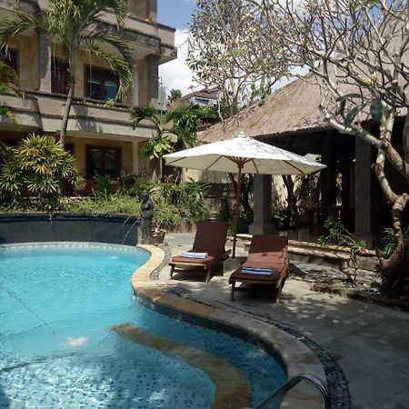 Ellies Hotel Nusa Dua  Kültér fotó