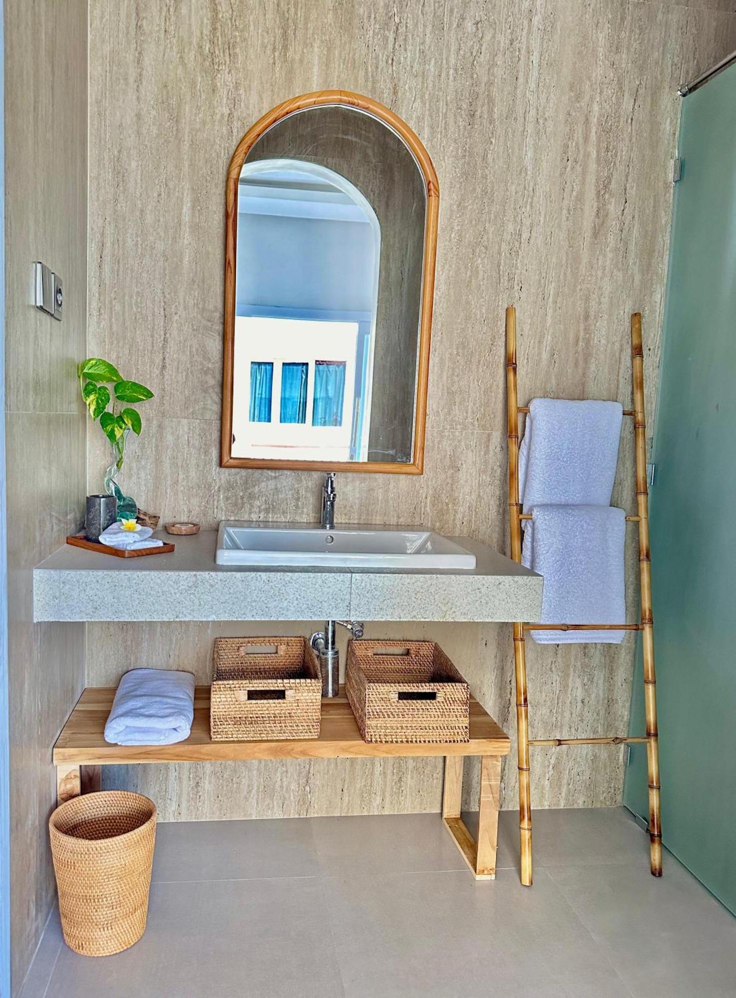 Ellies Hotel Nusa Dua  Kültér fotó