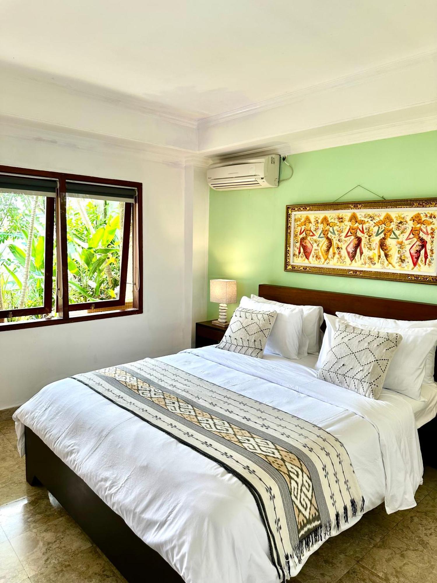 Ellies Hotel Nusa Dua  Kültér fotó