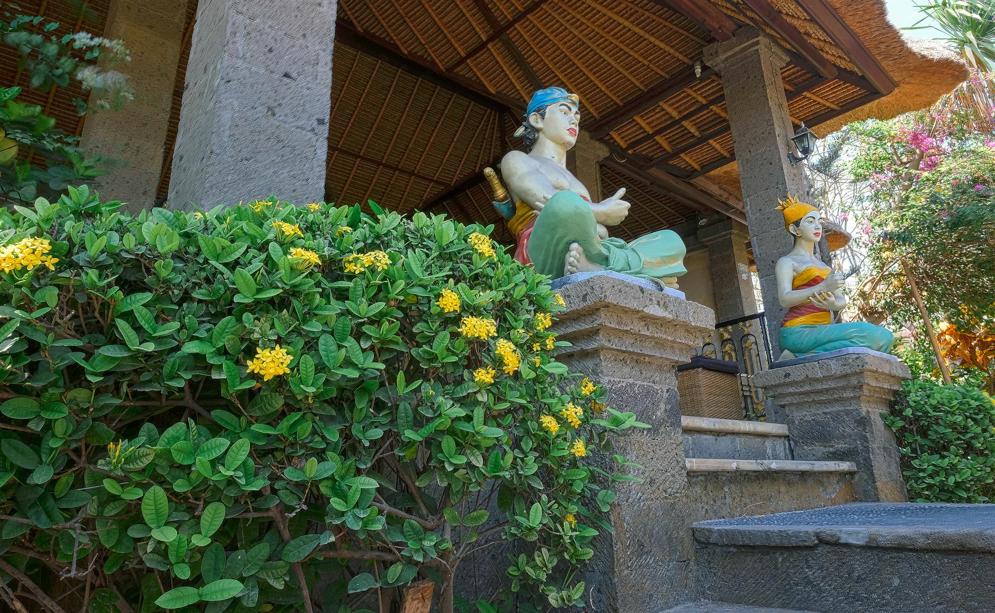 Ellies Hotel Nusa Dua  Kültér fotó